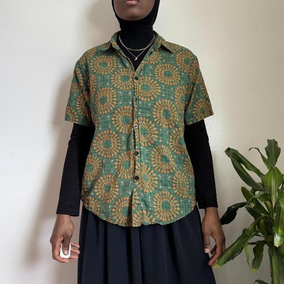 Tops - Retro Boho Sun Mandala Button Up – Size L‎